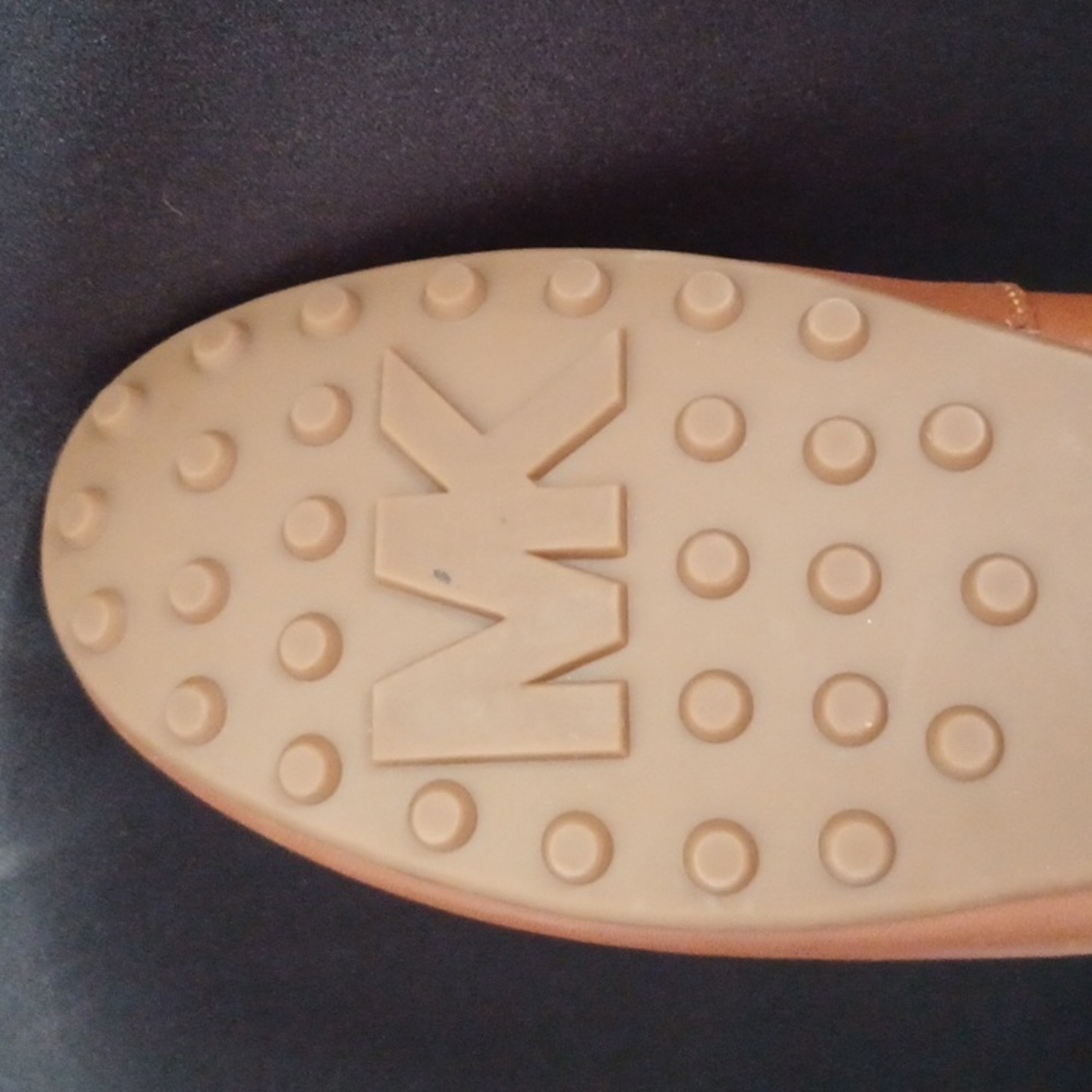 Michael Kors - Picture 3 of 4